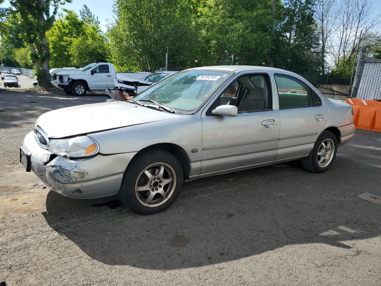 1998 Ford Contour LX, VIN 1FAFP66L2WK290948 — Front end