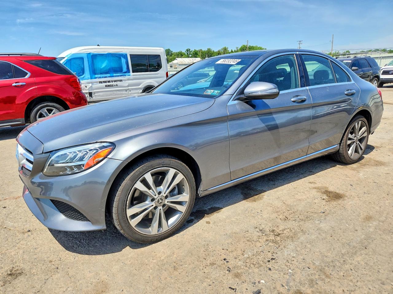 2019 Mercedes-Benz C 300, VIN 55SWF8EB2KU283988 — Зад