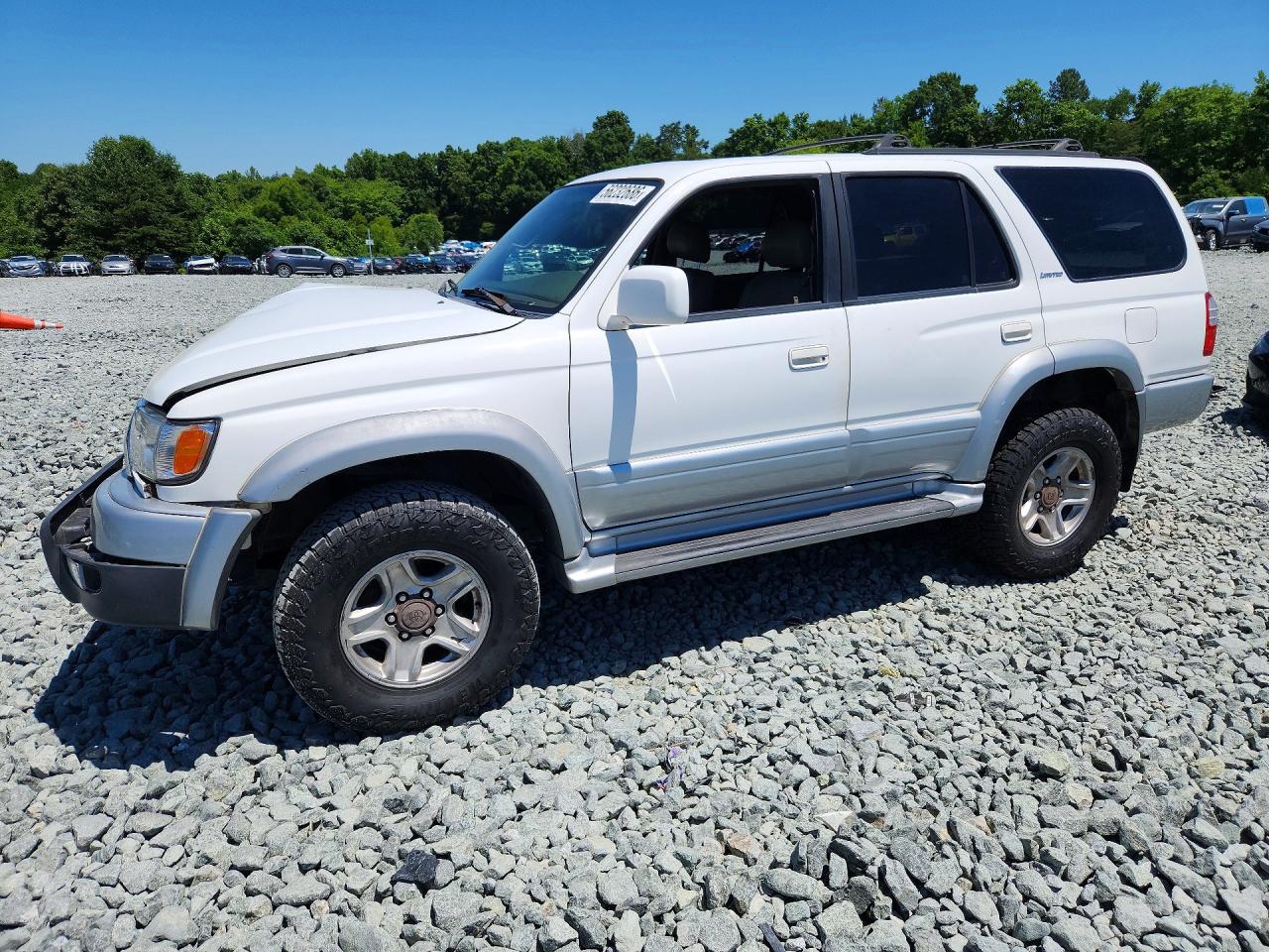 1999 Toyota 4Runner Limited, VIN JT3HN87RXX0256166 — Front end
