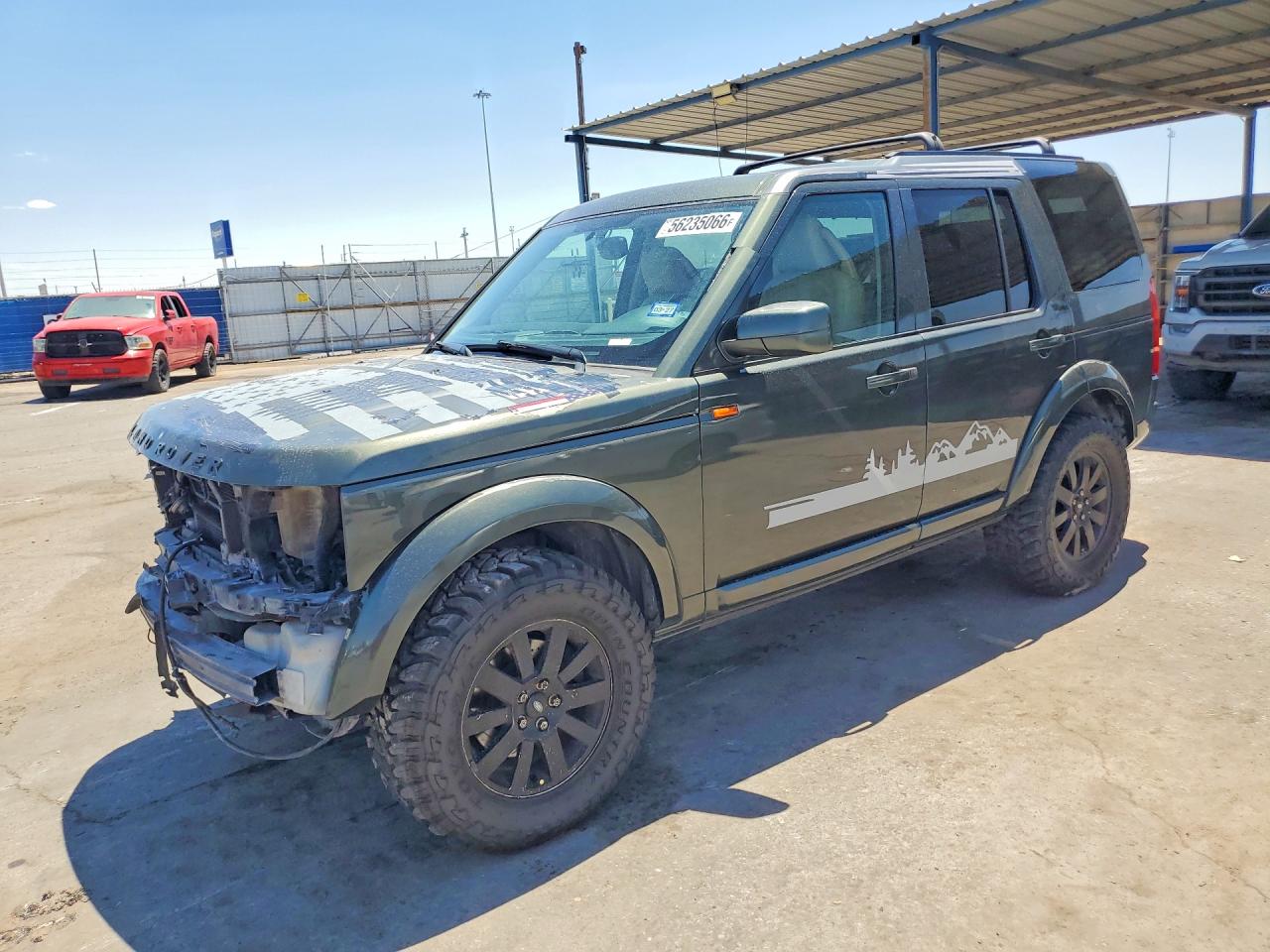 2005 Land Rover LR3 SE, VIN SALAE25455A345709 — Front end