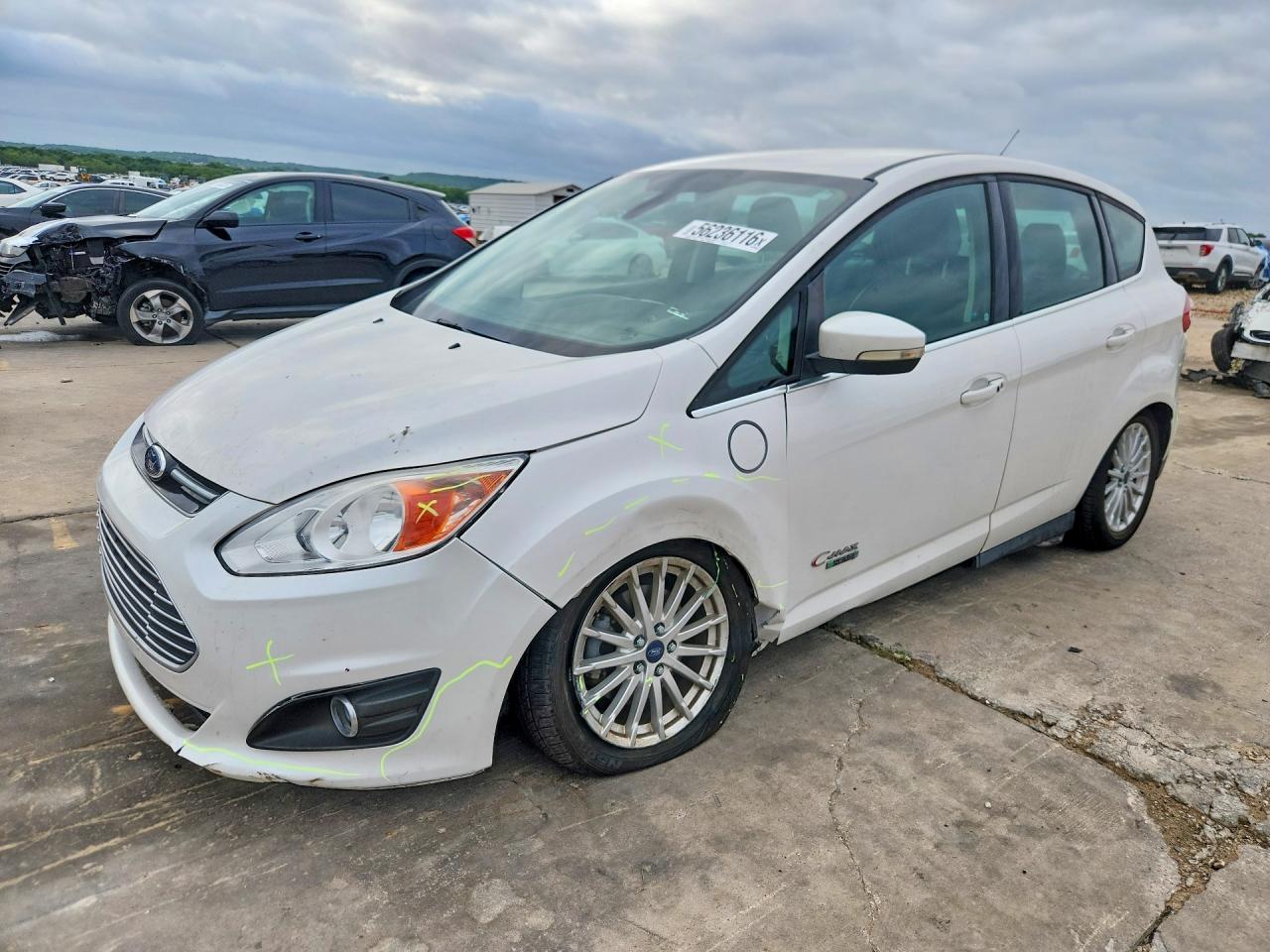 2016 Ford C-Max SEL, VIN 1FADP5CU2GL114380 — Бок