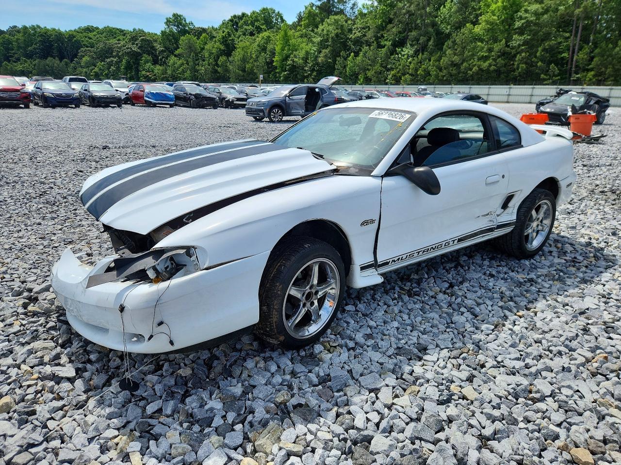 1996 Ford Mustang GT, VIN 1FALP42X6TF194258 — Front end