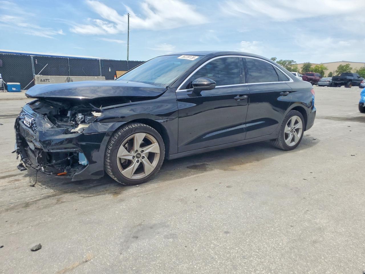 2024 Audi A3 Premium, VIN WAUAUDGY4RA008215 — Перед