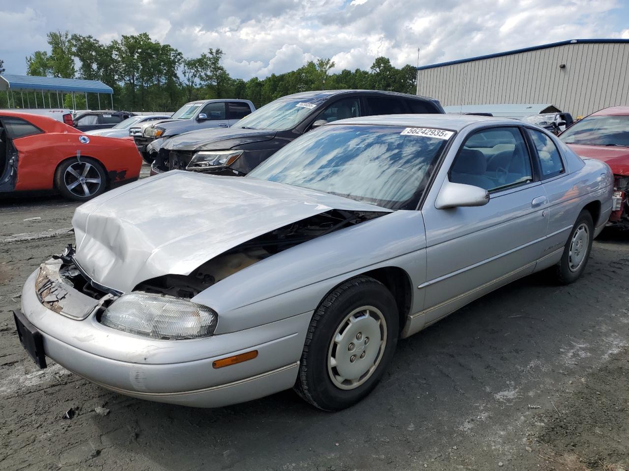 1995 Chevrolet Monte Carlo LS, VIN 2G1WW12M6S9202177 — Front end