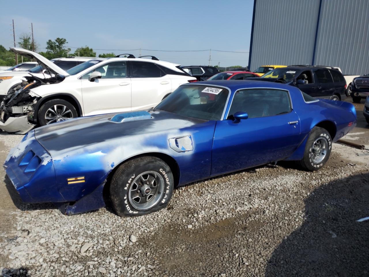 1980 Pontiac Firebird, VIN 2S87AAL155930 — Interior fire