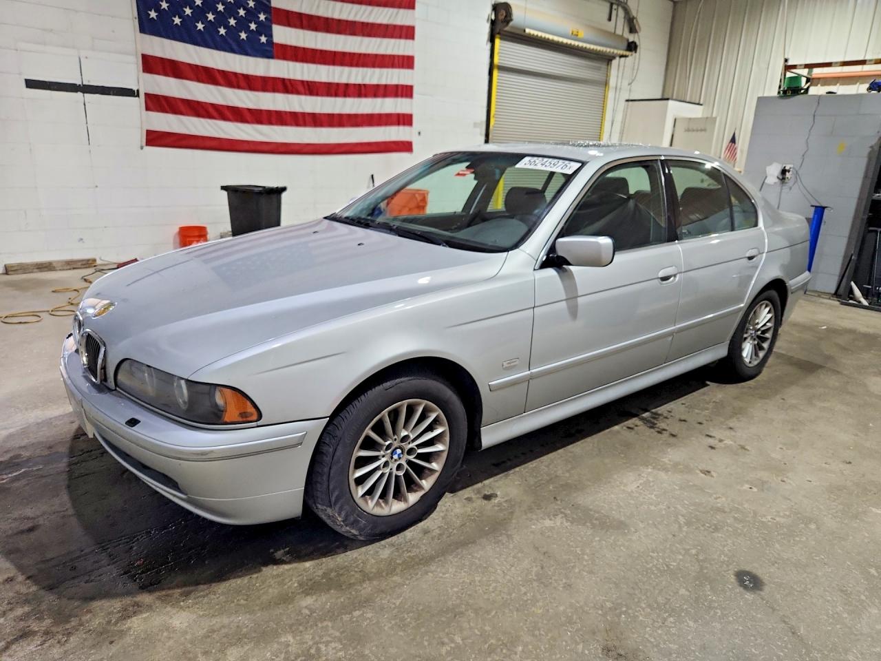 2001 BMW 5 Series 540i, VIN WBADN63441GM70798 — Minor dents and scratches