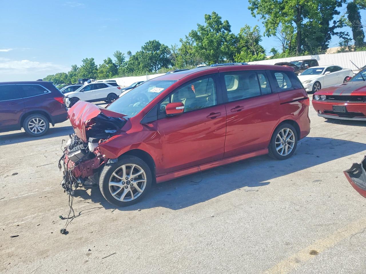2014 Mazda 5 Grand Touring, VIN JM1CW2DL5E0173208 — Front end