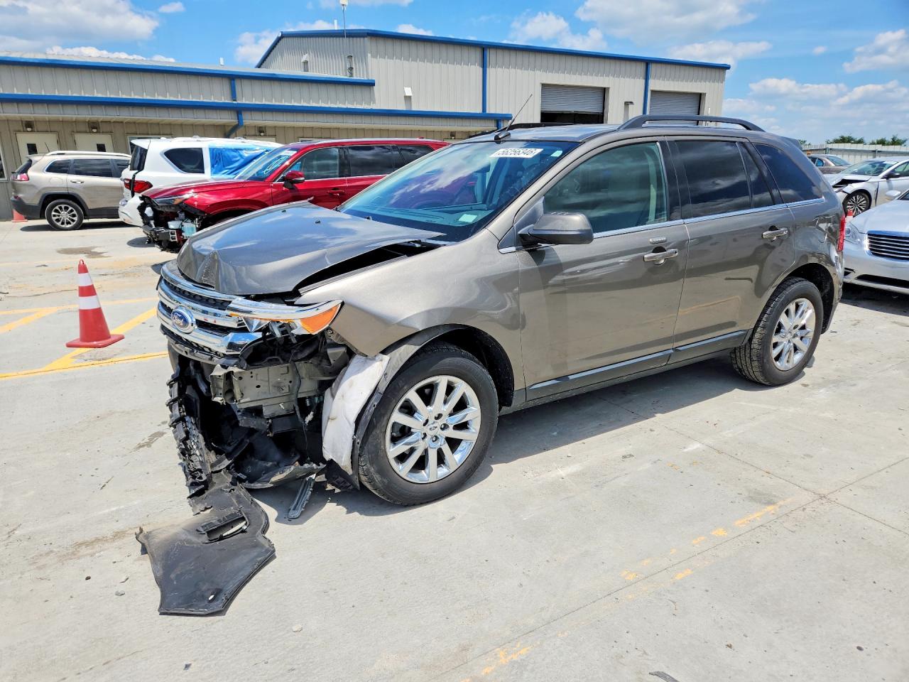 2014 Ford Edge Limited, VIN 2FMDK4KC7EBA78898 — Front end