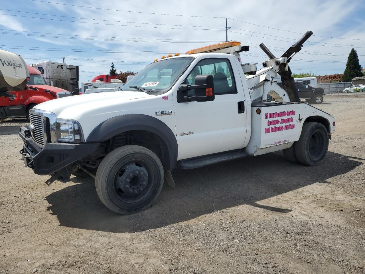 2007 Ford F-550, VIN 1FDAF56P77EB11416 — Мелкие вмятины и царапины