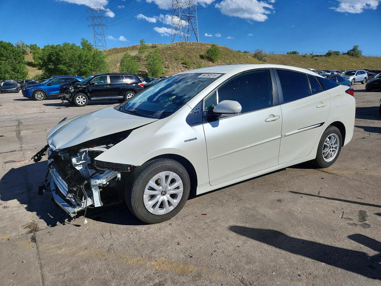 2020 Toyota Prius LE, VIN JTDKARFU2L3126481 — Front end