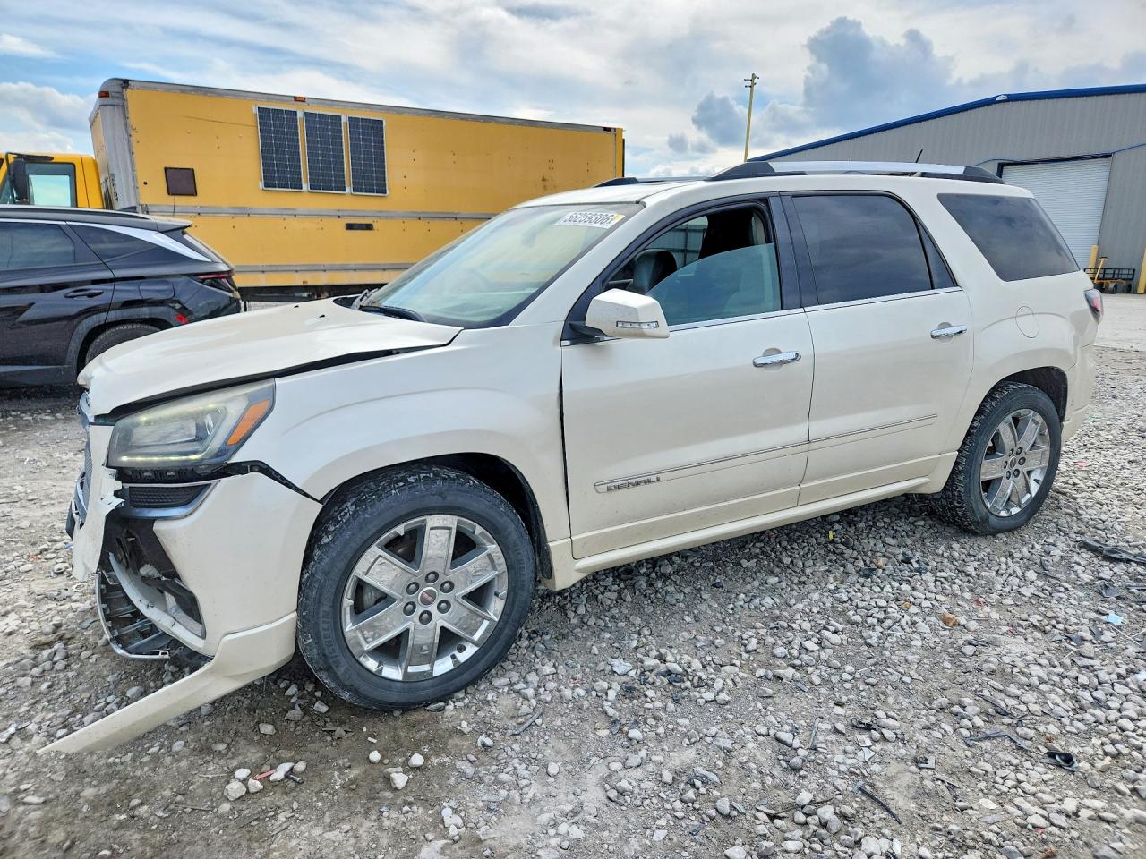 2015 GMC Acadia Denali, VIN 1GKKRTKD3FJ277569 — Front end