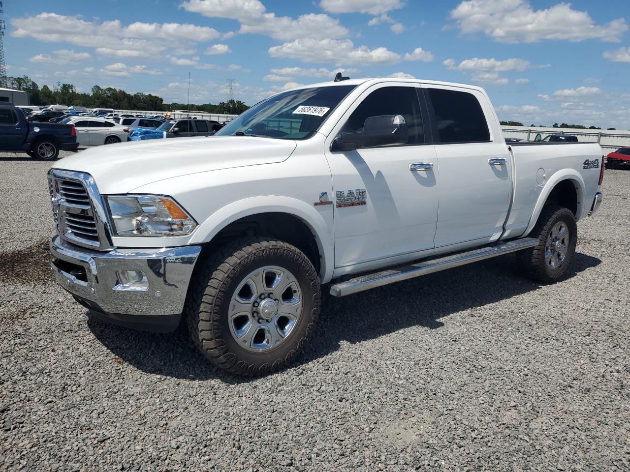 2017 Ram 2500 Big Horn, VIN 3C6UR5DL1HG607144 — Перед