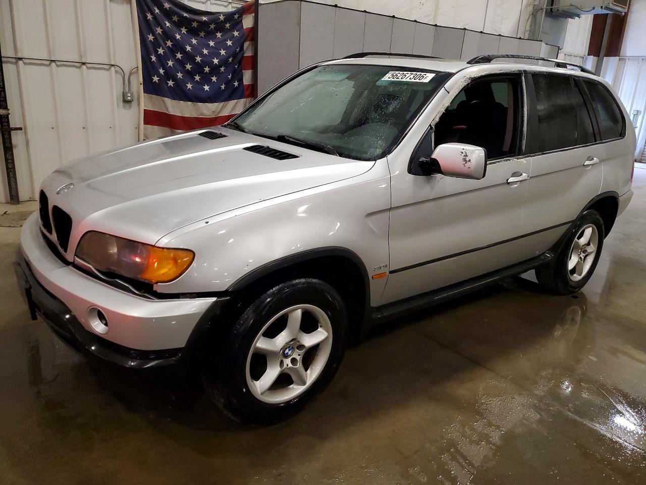 2002 BMW X5 3.0i, VIN 5UXFA53532LP35888 — Бок