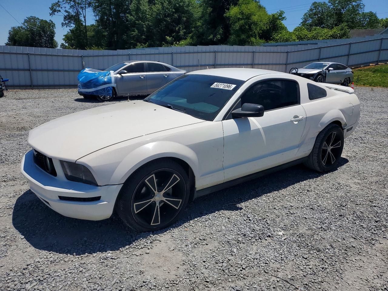 2005 Ford Mustang Deluxe, VIN 1ZVFT80N355150056 — Side