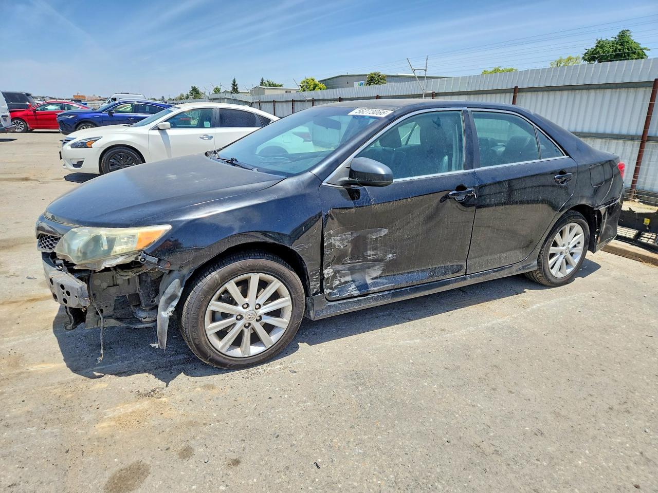 2013 Toyota Camry SE, VIN 4T1BF1FK8DU232605 — Front end