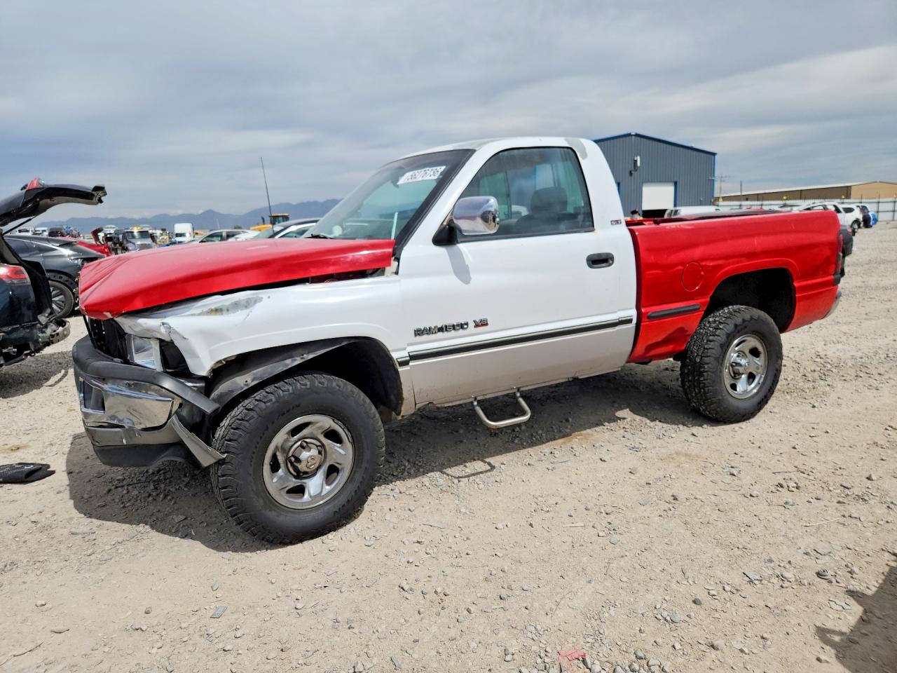 1995 Dodge 1500, VIN 1B7HF16ZXSS309544 — Front end