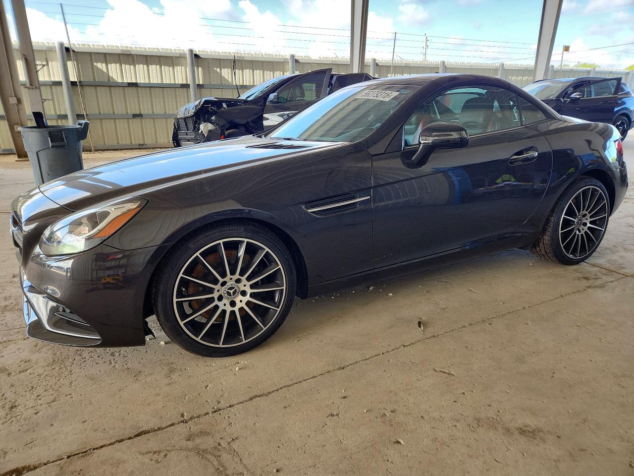 2020 Mercedes-Benz SLC 300, VIN WDDPK3JA9LF168325 — Minor dents and scratches