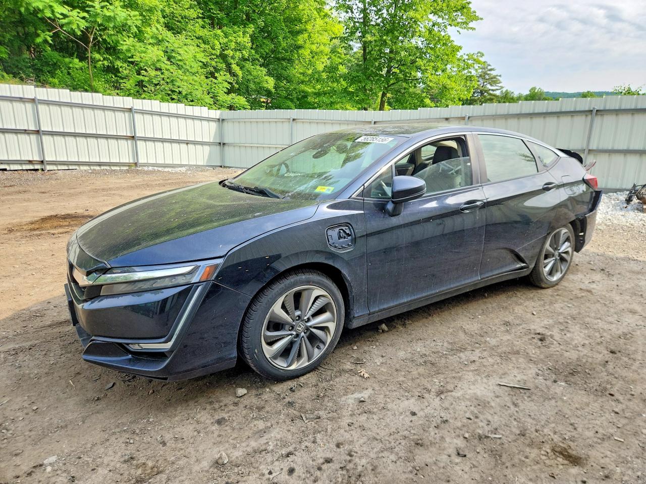 2019 Honda Clarity Touring, VIN JHMZC5F30KC000657 — Rear end