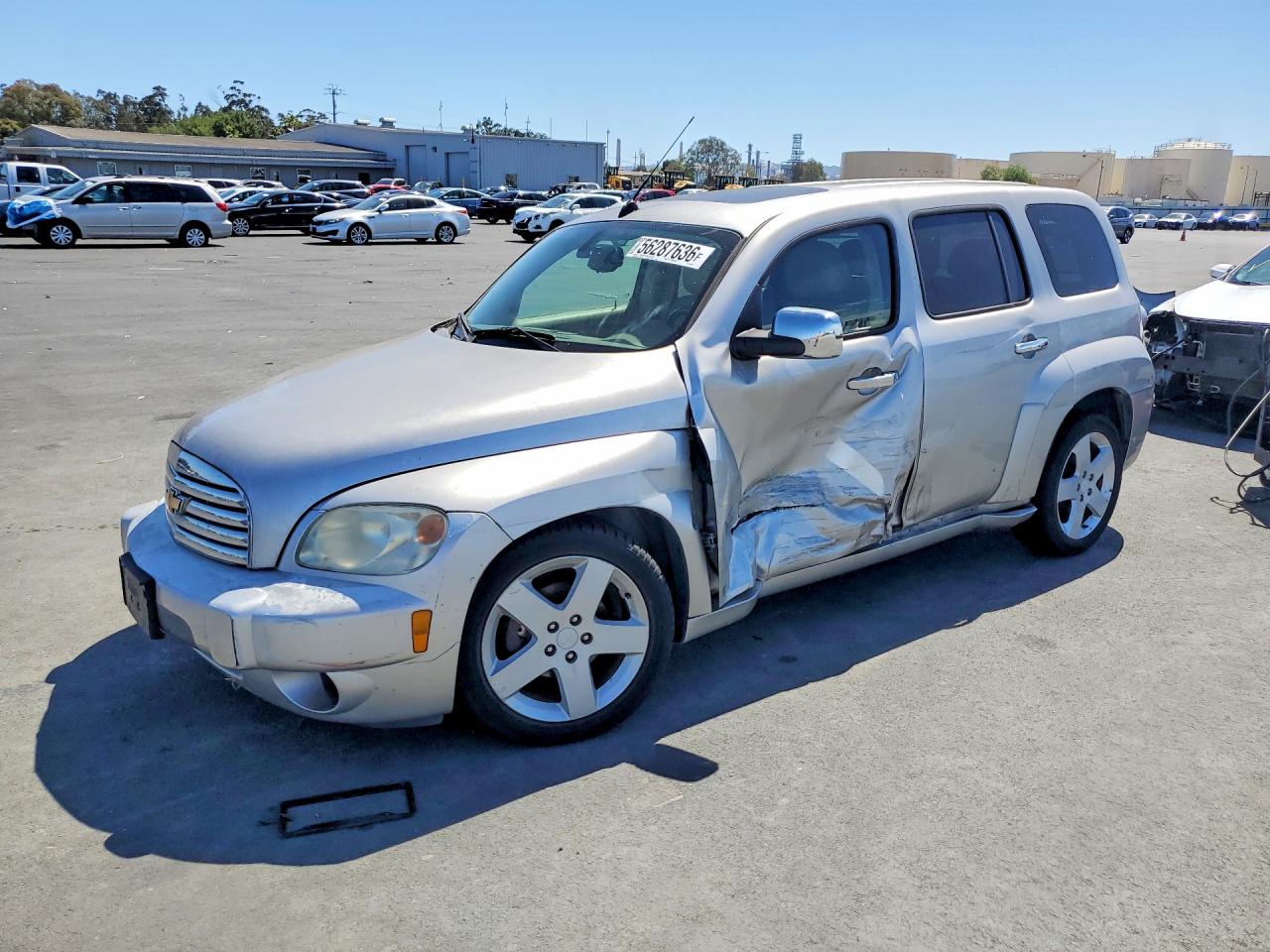2006 Chevrolet HHR LT, VIN 3GNDA23P56S549401 — Front end