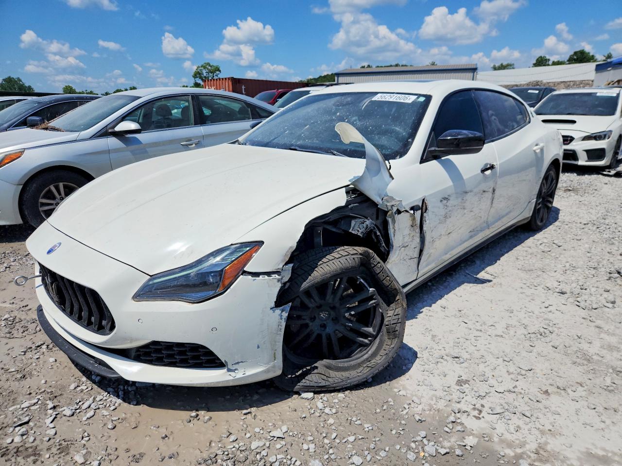 2019 Maserati Quattroporte S, VIN ZAM56YPA4K1322361 — Перед