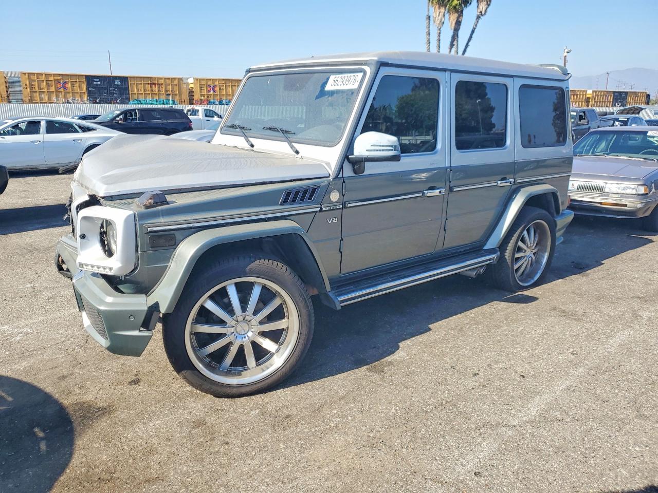 2002 Mercedes-Benz G 500, VIN WDCYR49E62X128102 — Front end