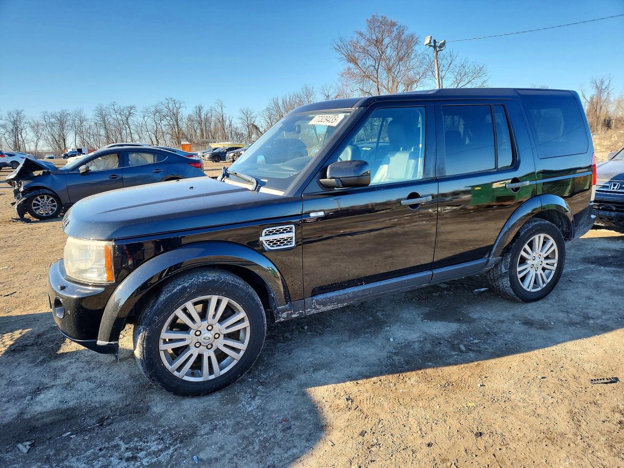 2010 Land Rover LR4 HSE, VIN SALAG2D41AA534184 — Front end