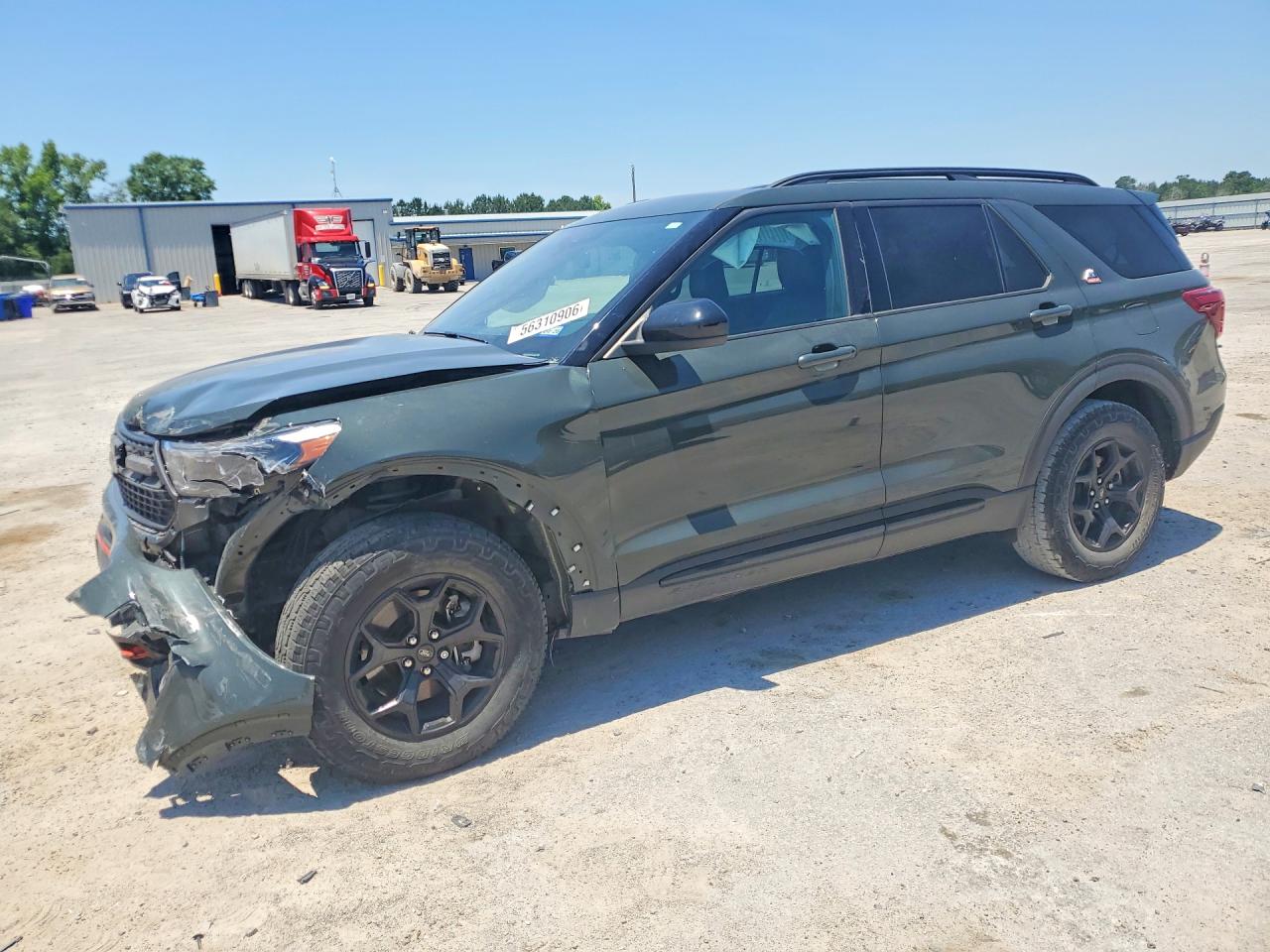 2024 Ford Explorer Timberline, VIN 1FMSK8JH0RGA08962 — Перед