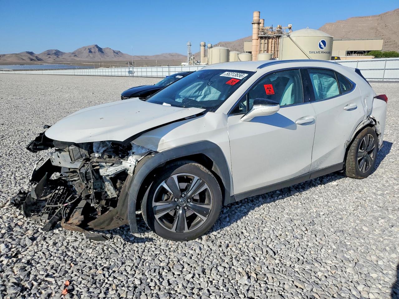 2022 Lexus UX 200, VIN JTHX3JBH0N2052690 — Перед