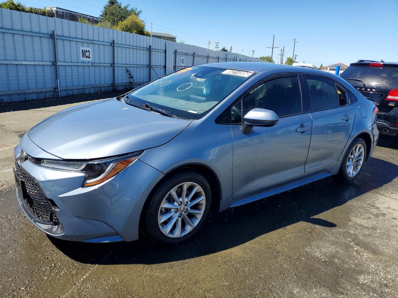 2021 Toyota Corolla LE, VIN JTDVPMAE8MJ166544 — Rear end