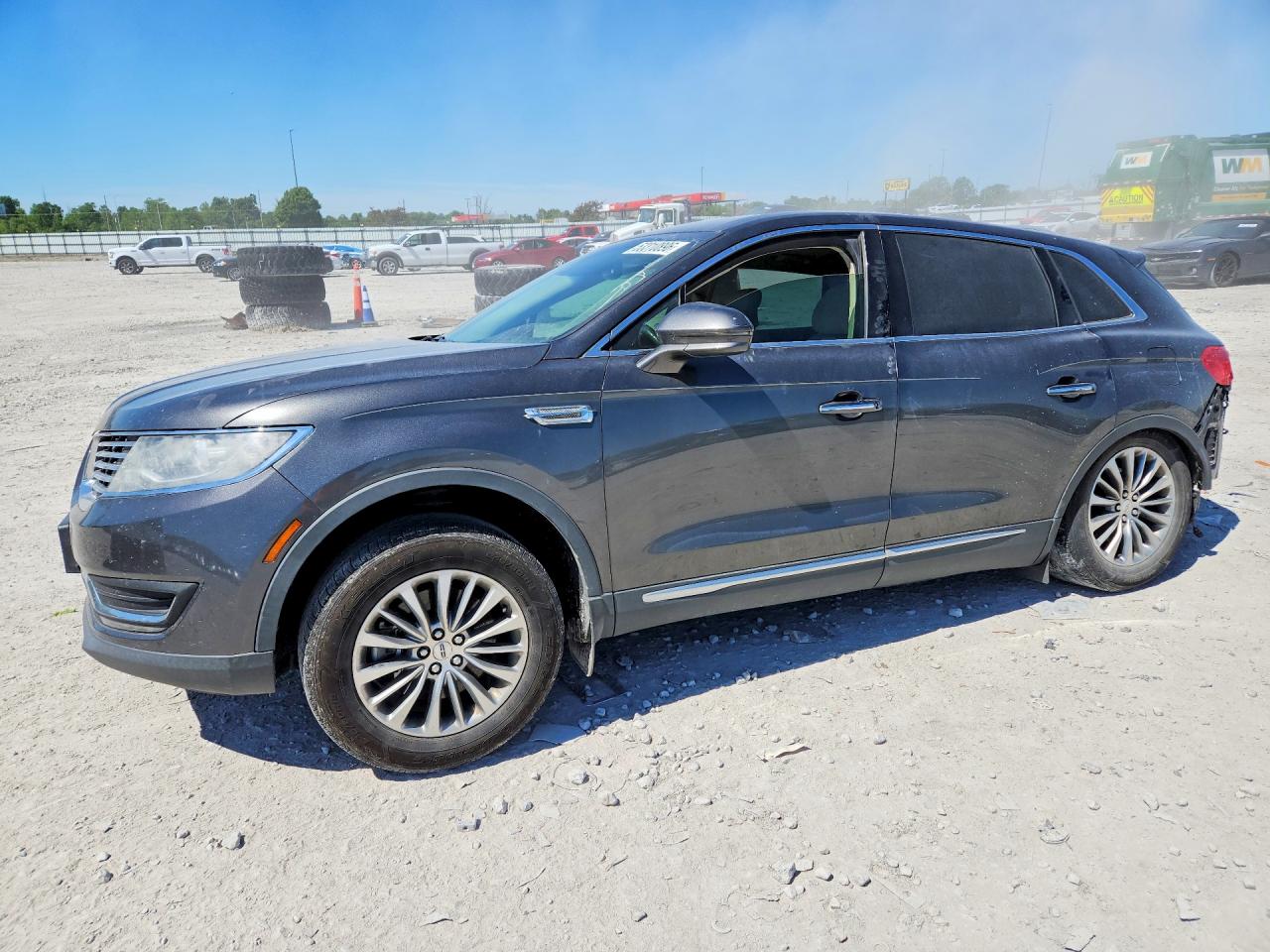 2017 Lincoln MKX Select, VIN 2LMPJ6KRXHBL24156 — Undercarriage