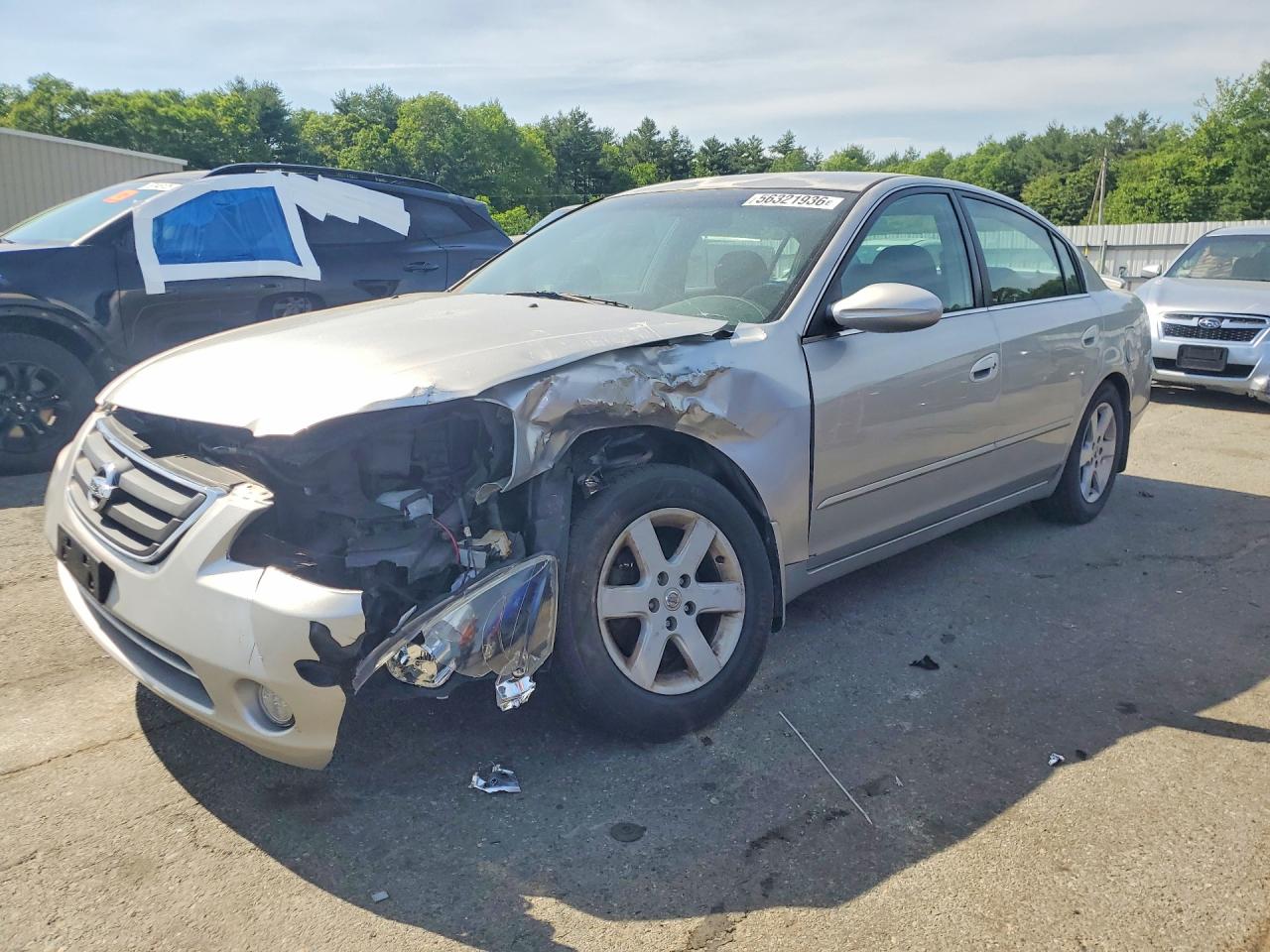 2004 Nissan Altima SL, VIN 1N4AL11D34C192981 — Front end