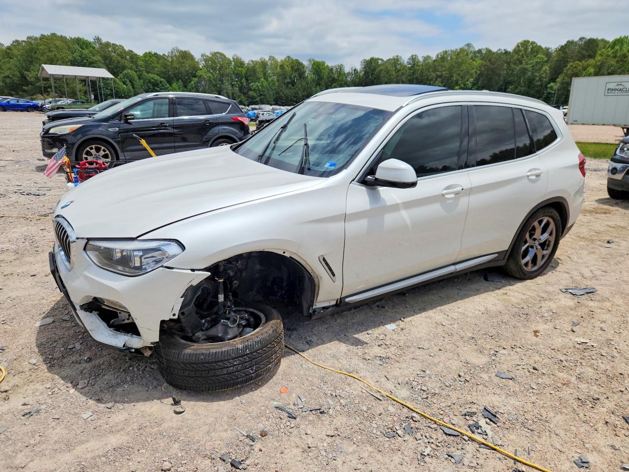 2021 BMW X3 xDrive30i, VIN 5UXTY5C03M9H78004 — Front end