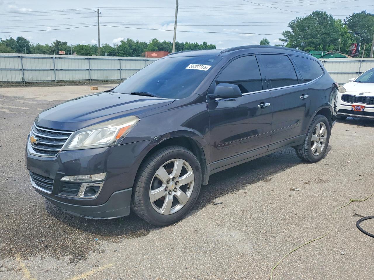 2017 Chevrolet Traverse LT, VIN 1GNKRGKD6HJ330651 — Front end