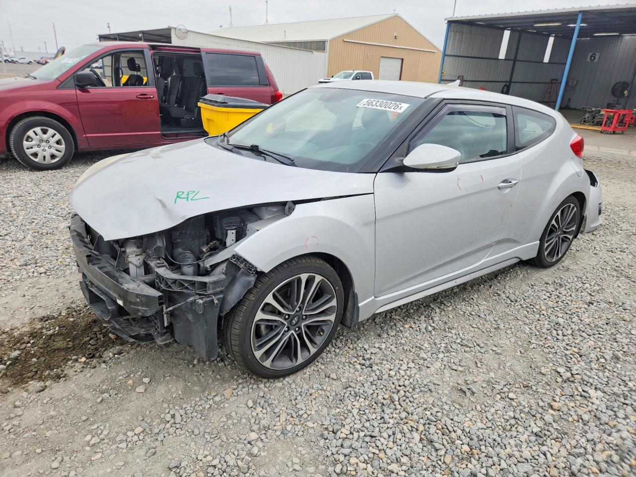 2016 Hyundai Veloster Turbo, VIN KMHTC6AE5GU273032 — Front end