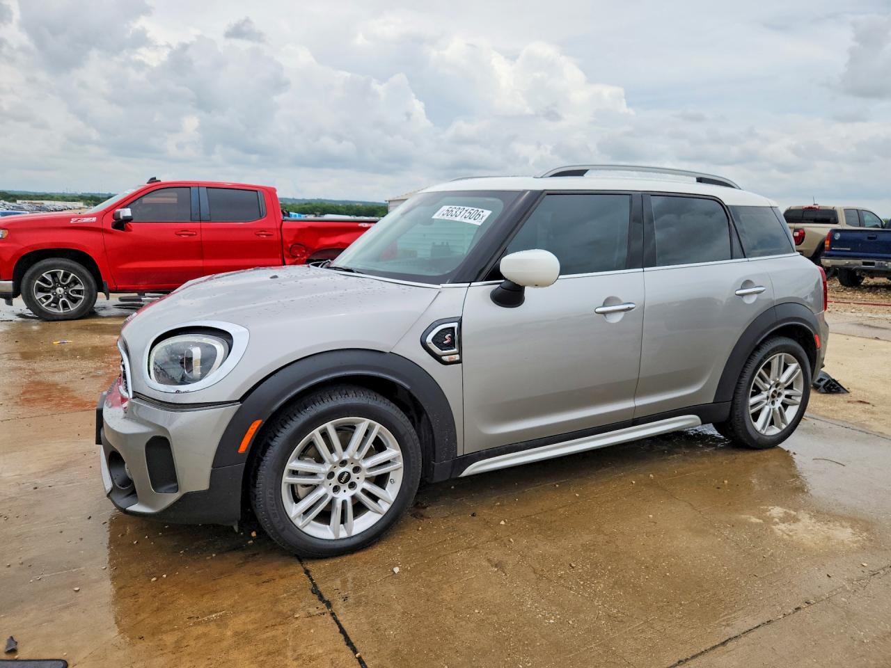 2024 MINI Countryman Cooper S, VIN WMZ53BR07R3R37273 — Перед