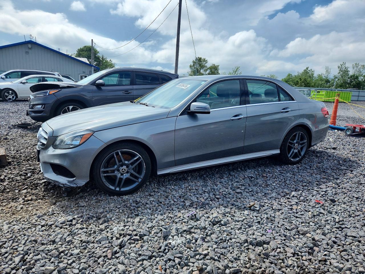 2014 Mercedes-Benz E 350 Sport, VIN WDDHF8JB3EB006716 — Front end