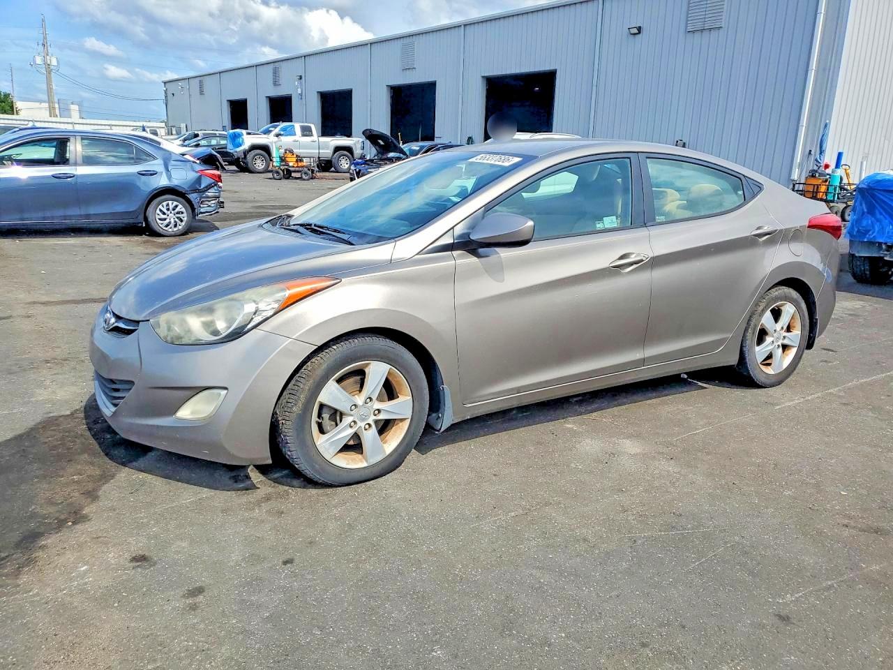 2013 Hyundai Elantra GLS, VIN 5NPDH4AE2DH297759 — Minor dents and scratches