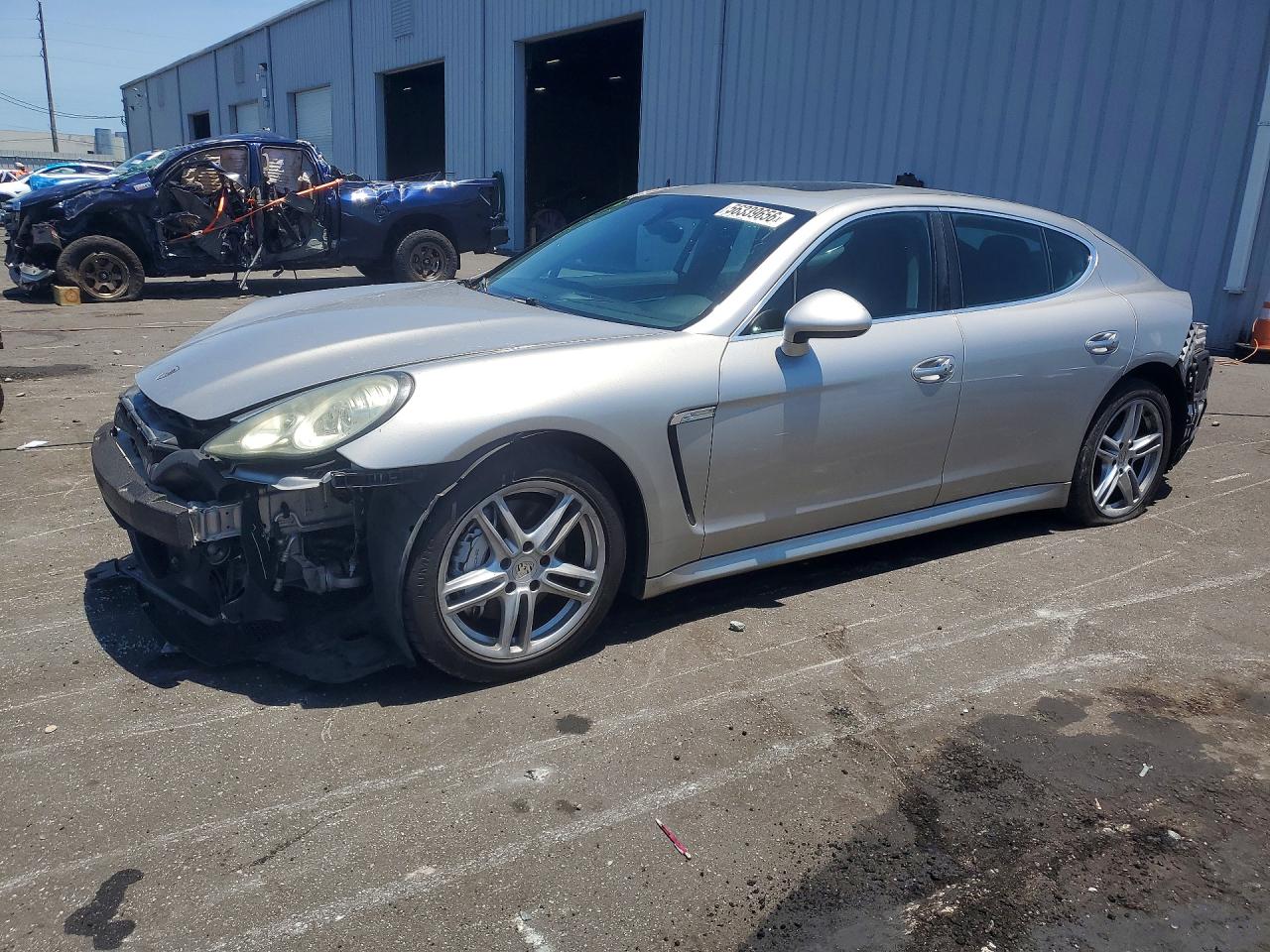 2010 Porsche Panamera S, VIN WP0AB2A72AL063025 — Перед