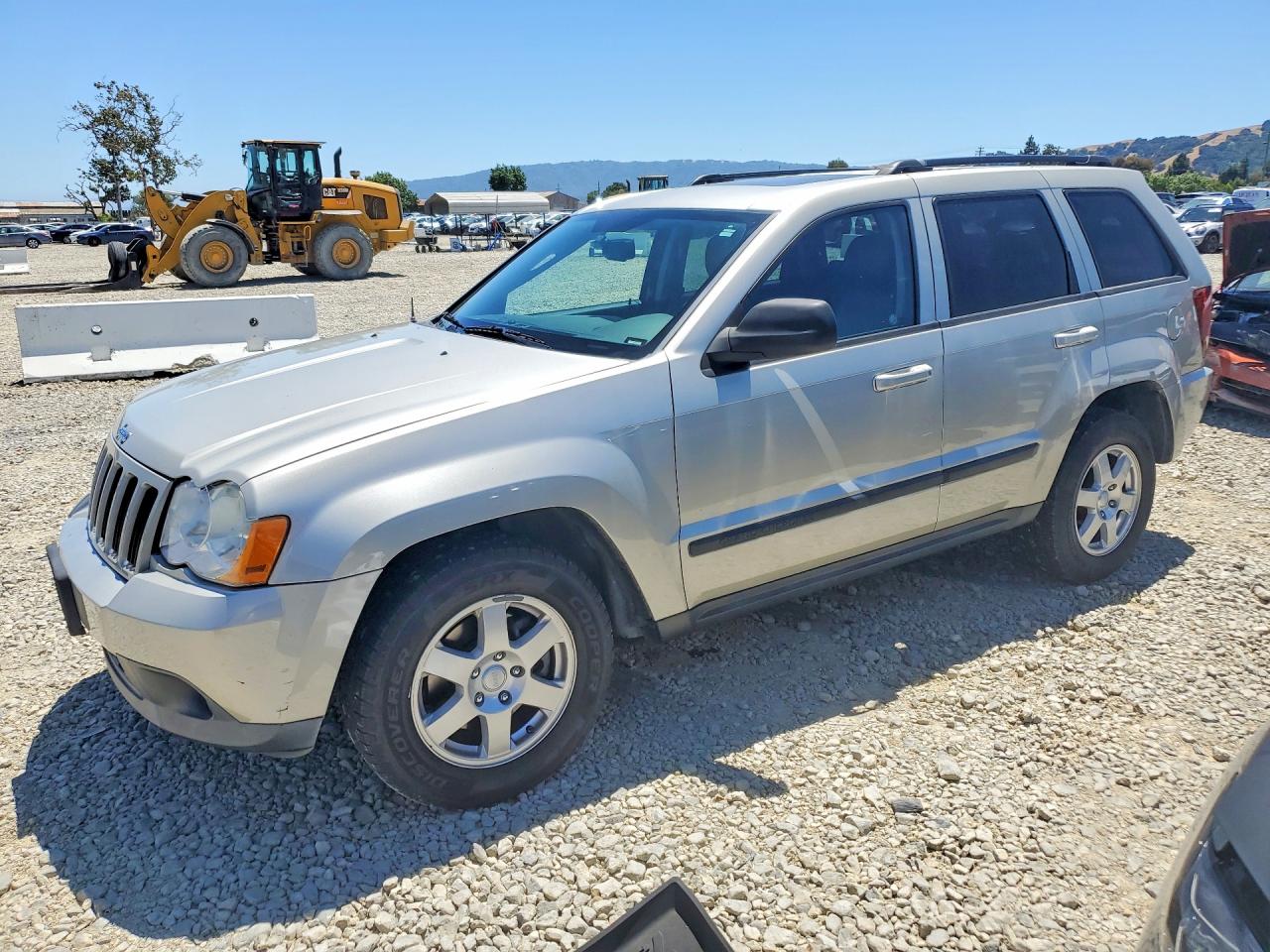 2009 Jeep Grand Cherokee Rocky Mountain, VIN 1J8GR48K09C555925 — Minor dents and scratches
