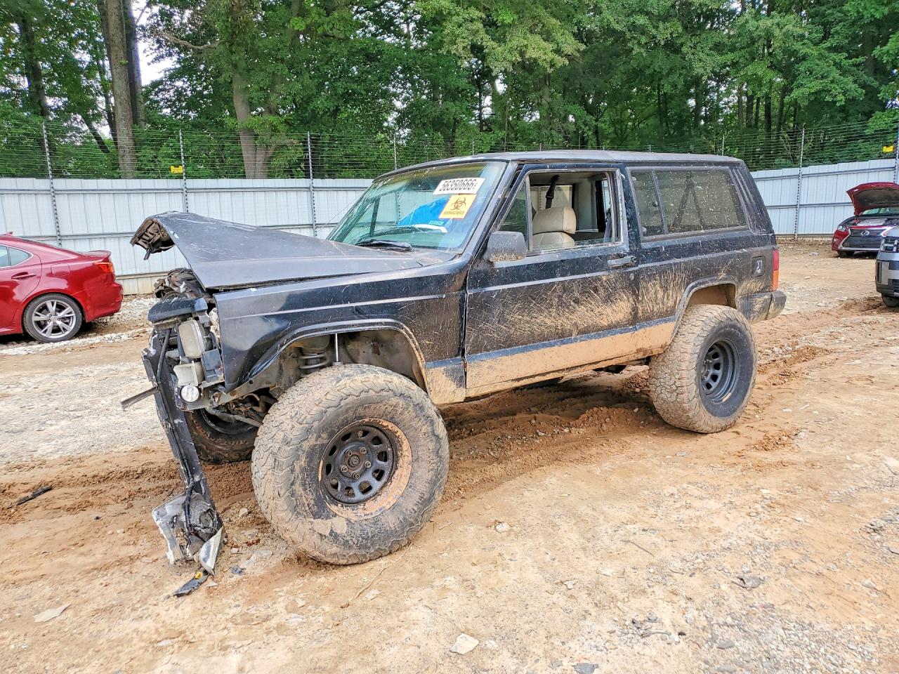 1994 Jeep Cherokee, VIN 1J4FT67S6RL130866 — Front end