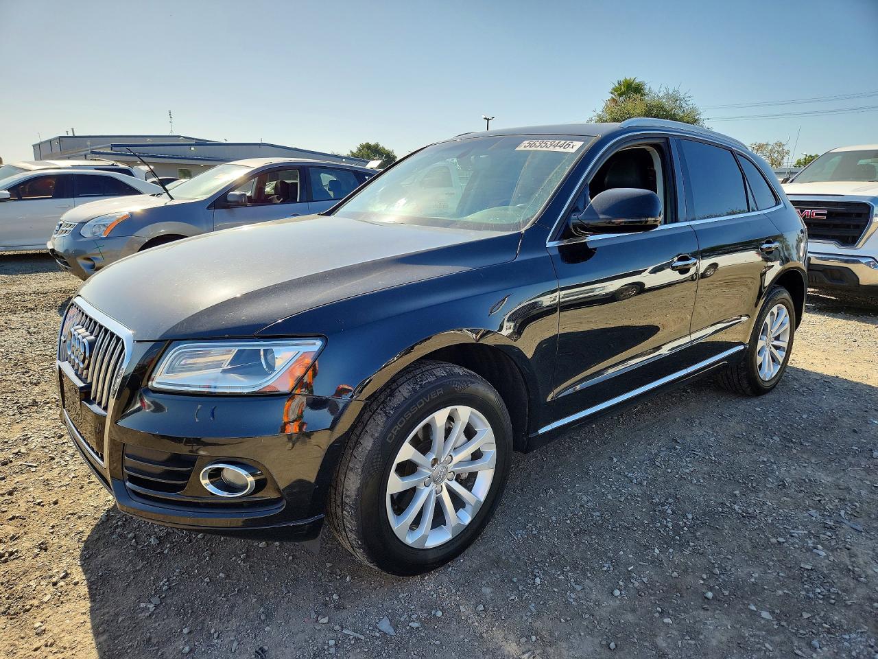 2016 Audi Q5 Premium, VIN WA1C2AFP8GA007570 — Rear end