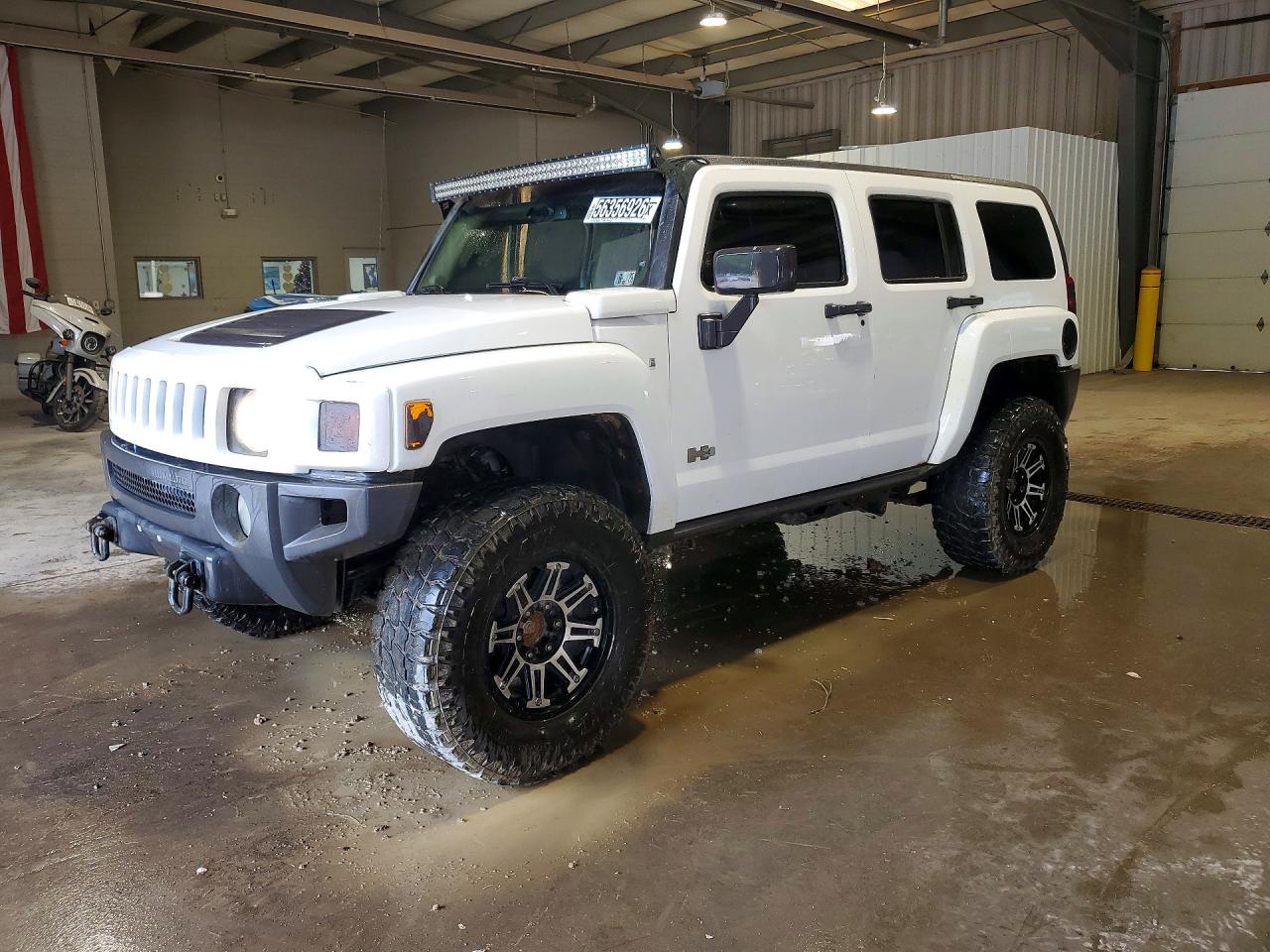 2006 Hummer H3, VIN 5GTDN136068306921 — Minor dents and scratches