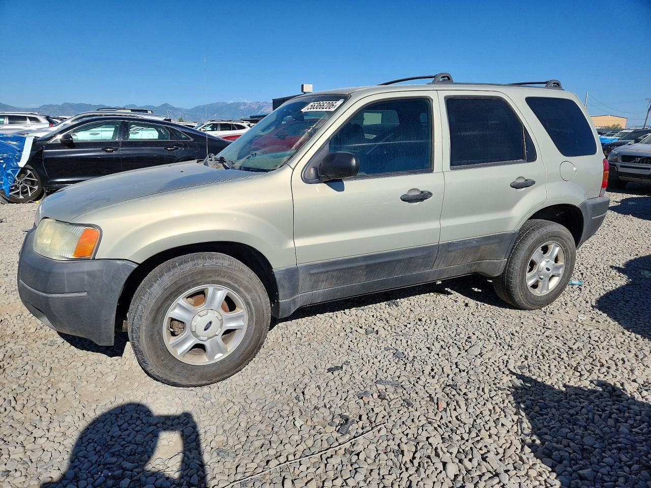 2004 Ford Escape XLT, VIN 1FMCU93174KA97214 — Мелкие вмятины и царапины