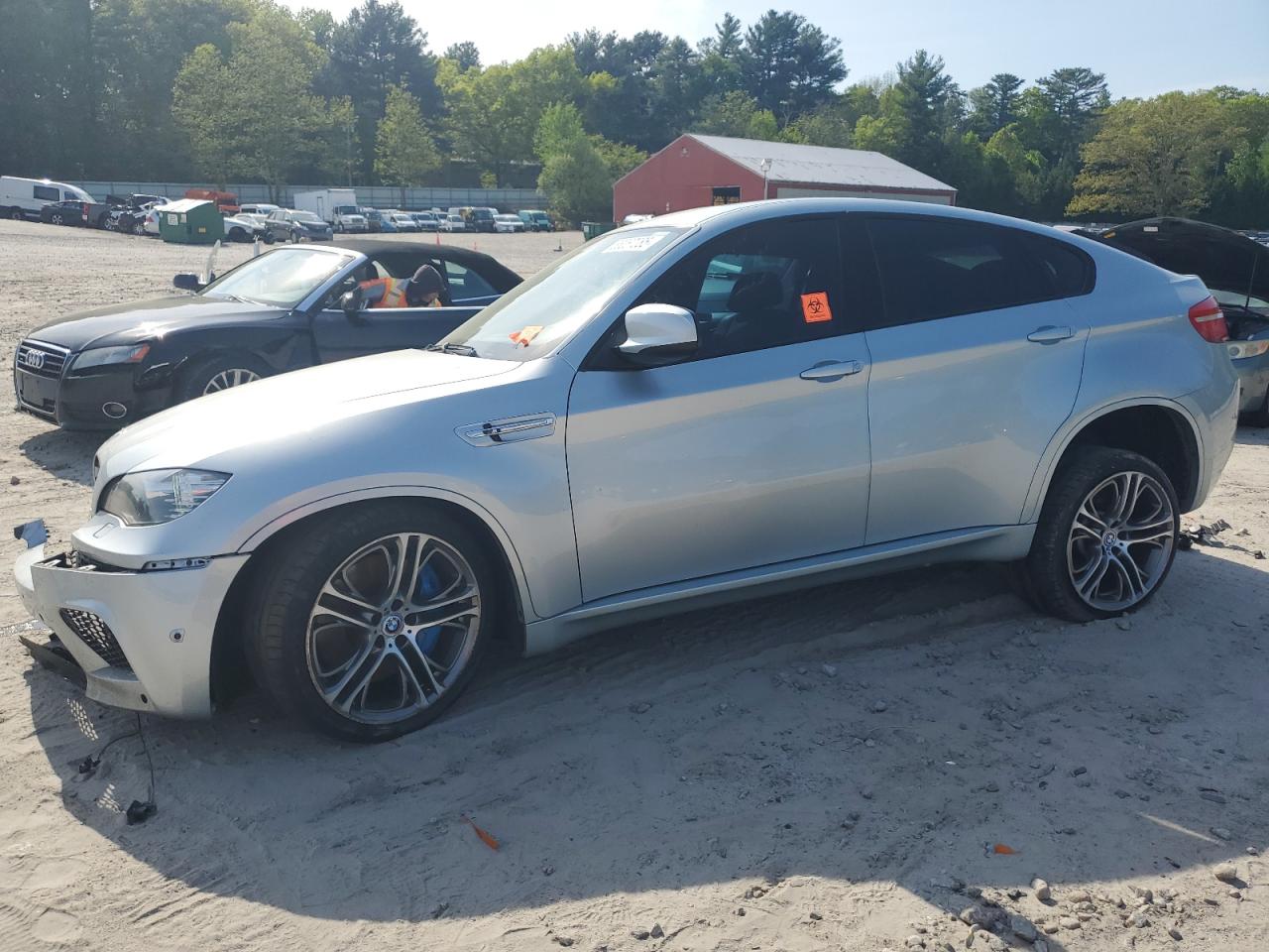2011 BMW X6 M, VIN 5YMGZ0C52BLK14217 — Перед
