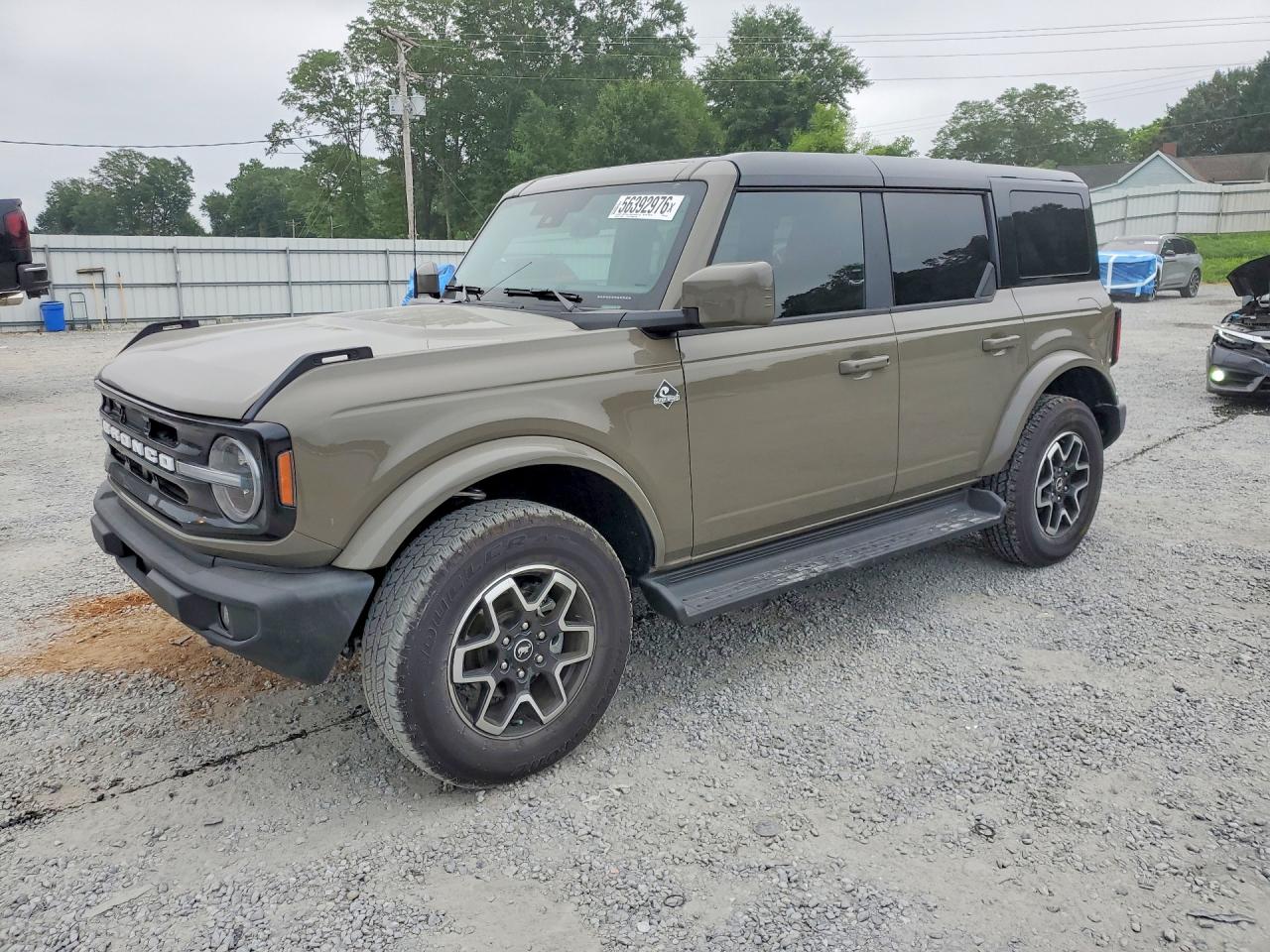 2025 Ford Bronco Outer Banks, VIN 1FMEE8BP8SLB21680 — Rear end