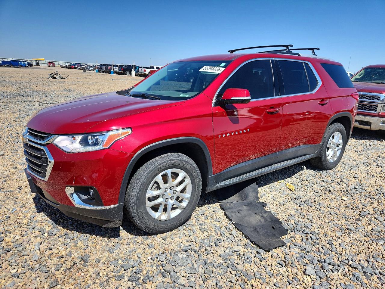 2018 Chevrolet Traverse LT Cloth, VIN 1GNEVGKW7JJ223611 — Rear end