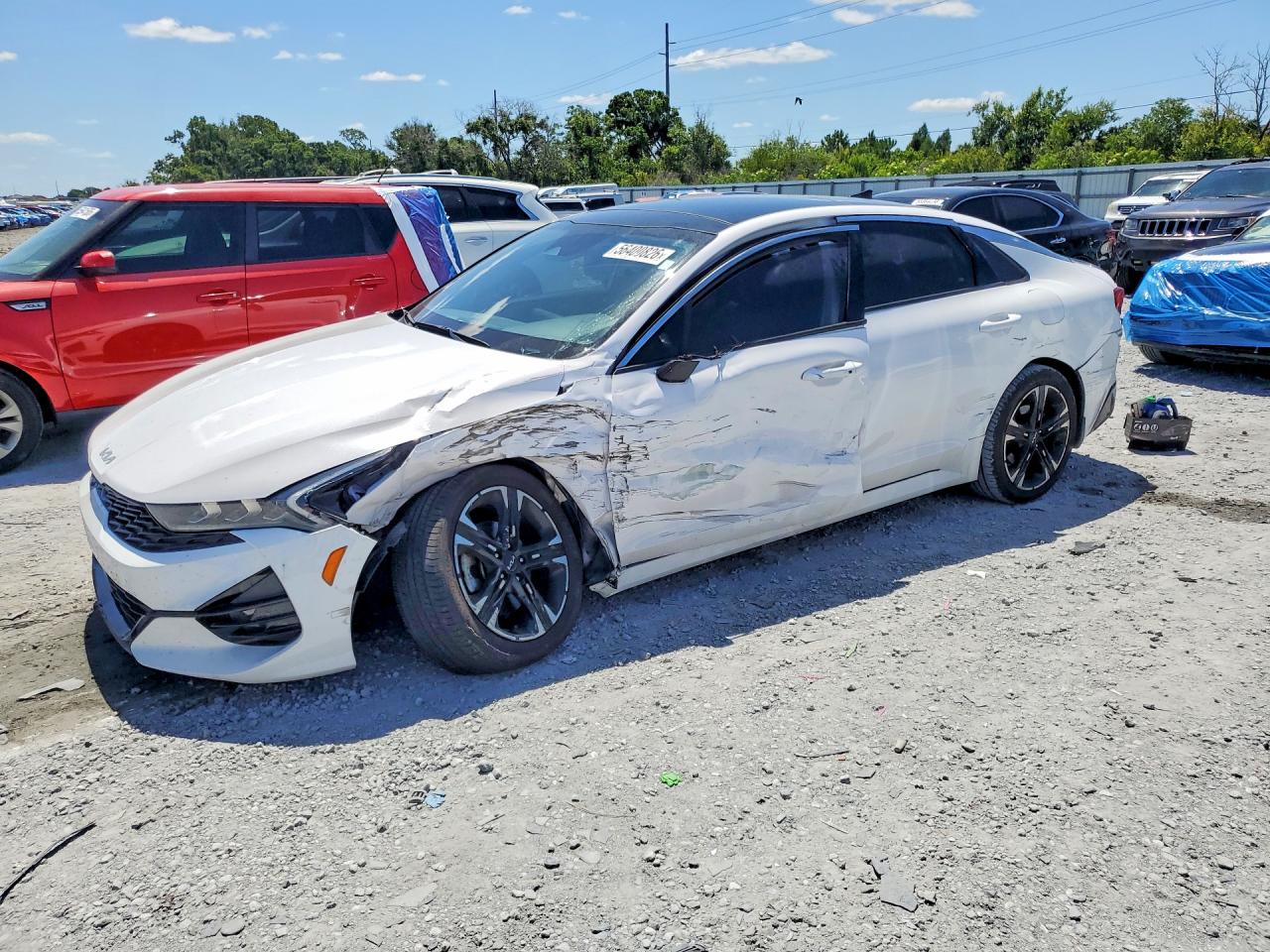 2022 Kia K5 GT-Line, VIN 5XXG64J20NG112615 — Front end