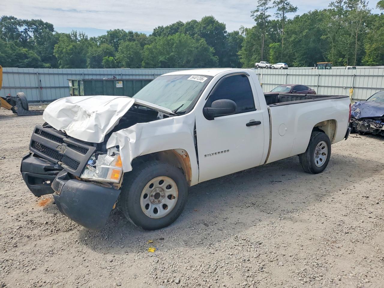 2013 Chevrolet Silverado 1500 Work Truck, VIN 1GCNCPEX6DZ390678 — Front end