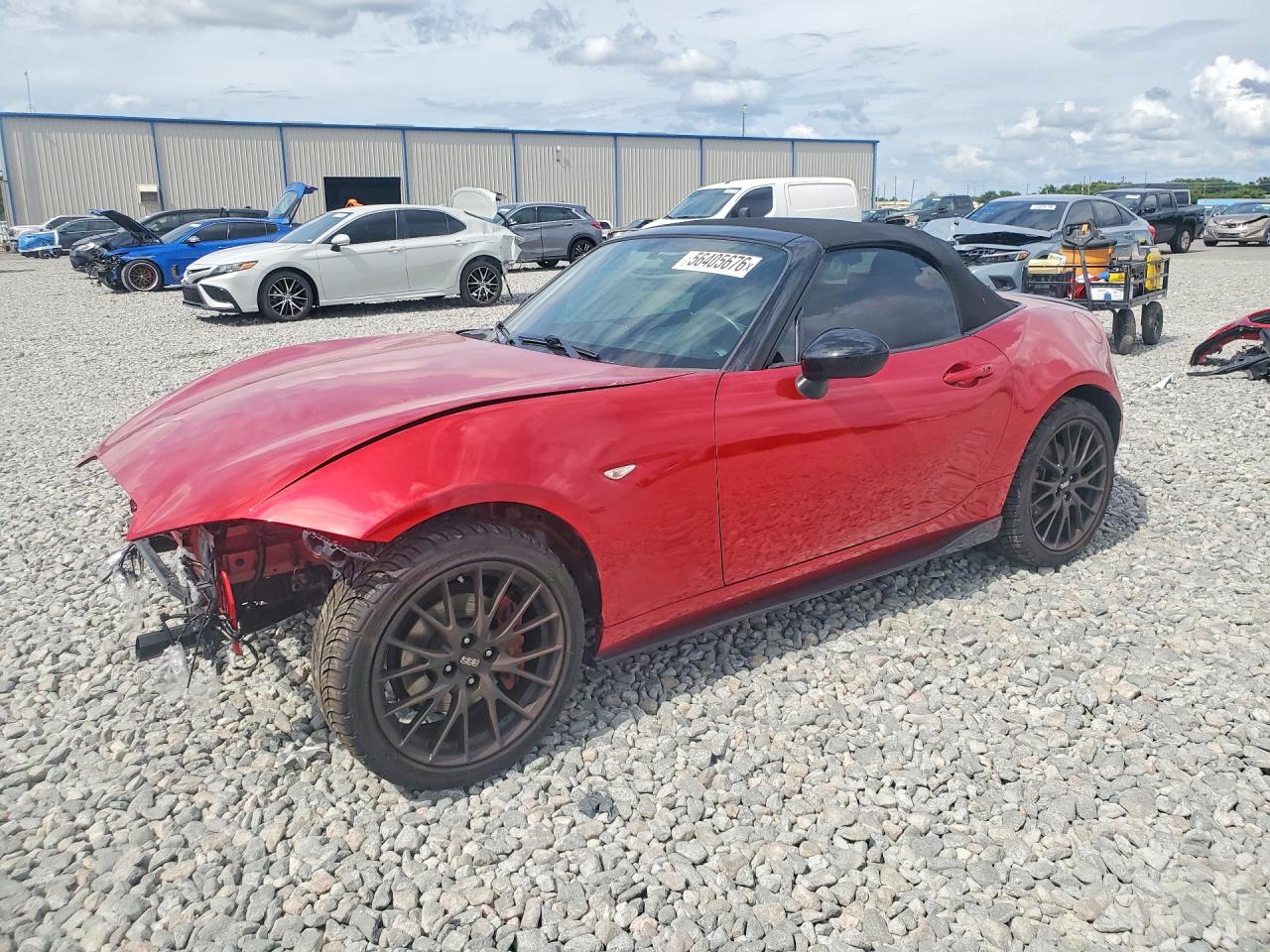2016 Mazda MX-5 Miata Club, VIN JM1NDAC73G0101603 — Front end