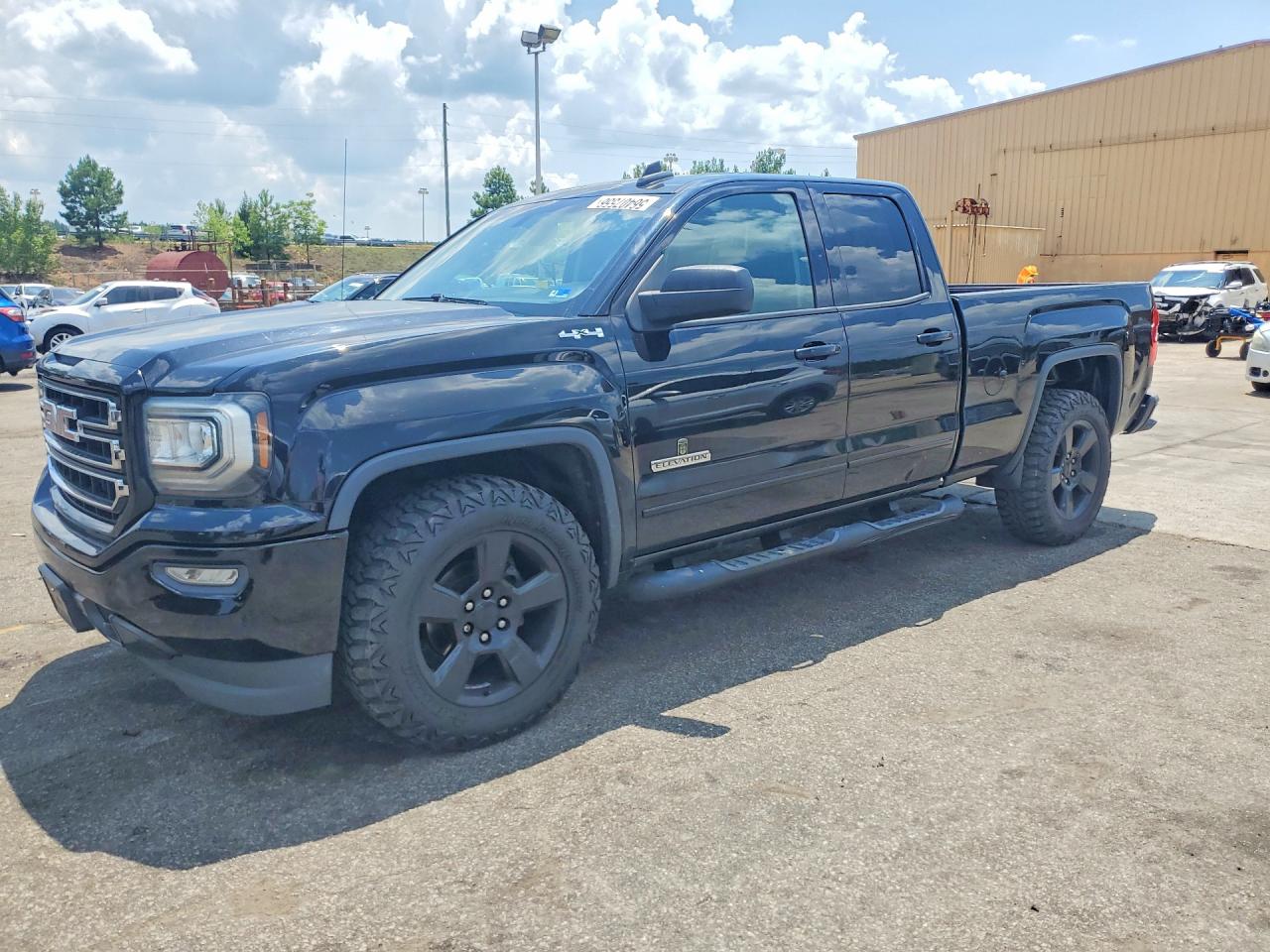 2018 GMC Sierra 1500, VIN 1GTV2LEC2JZ106595 — Rear end